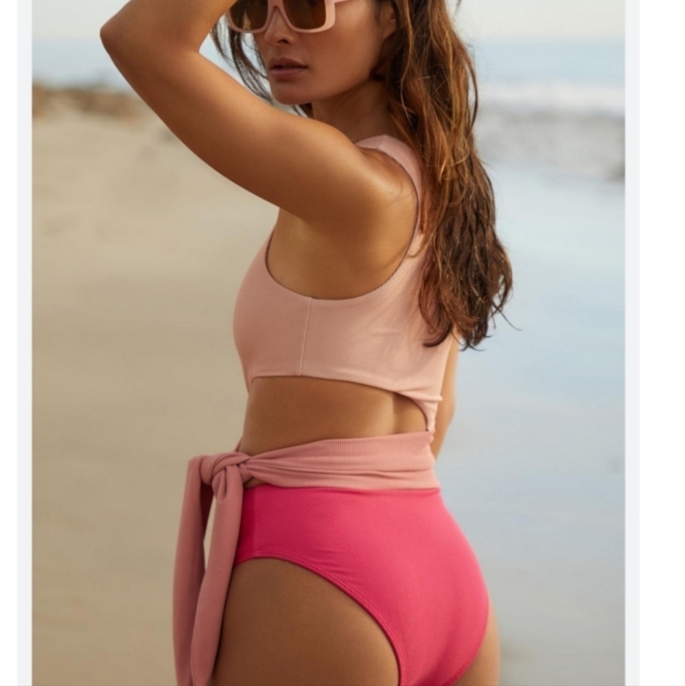 New!Beach Riot Claire One Piece Ribbed Swimsuit - Picture 2 of 12